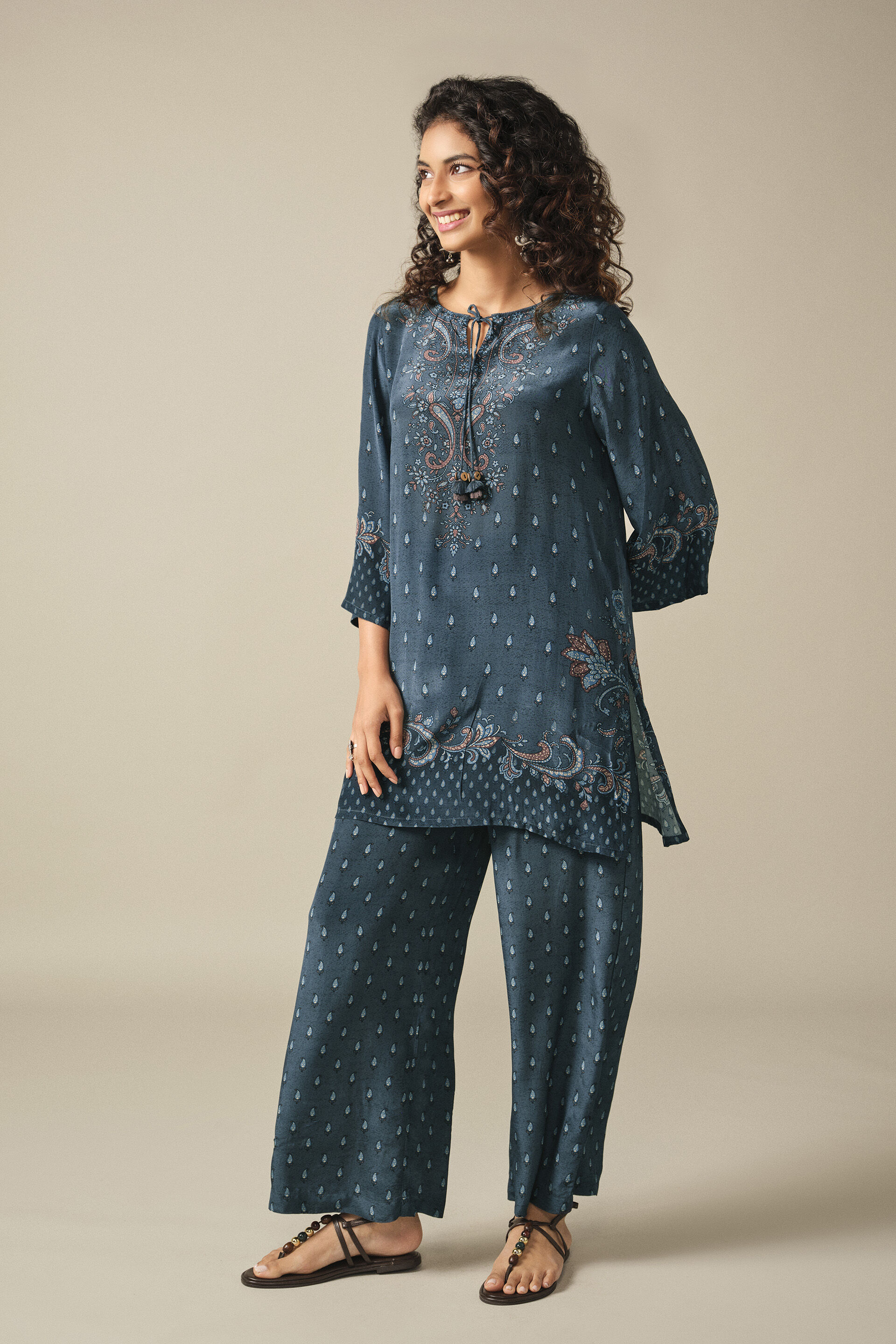 Paisley Printed Short Kurta Set in Indigo, Indigo, image 2